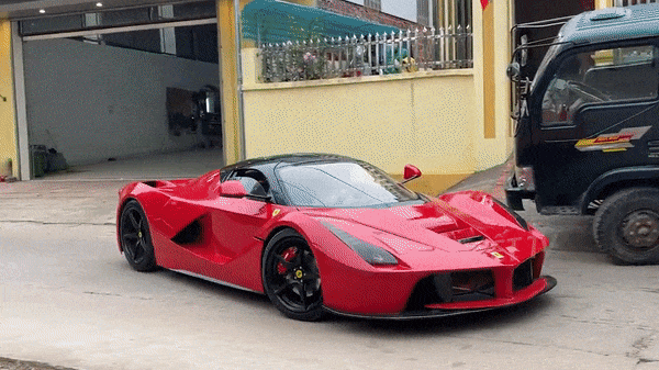 Nhóm bạn trẻ Quảng Ninh mô phỏng Ferrari LaFerrari triệu đô đón Tết: Tốn 250 ngày, làm cửa cánh chim như thật - Ảnh 15.