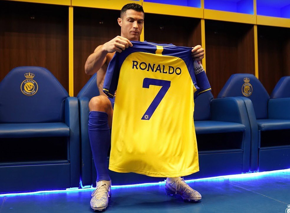 Choáng với giá vé VIP xem trận Messi gặp Ronaldo tại Ả rập Xê út