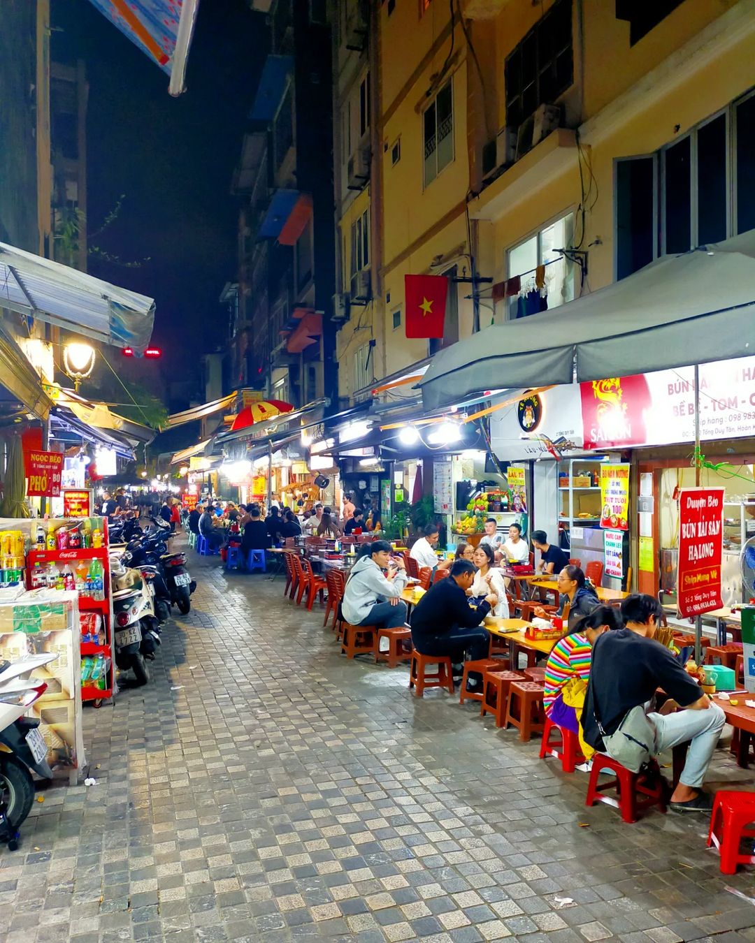 5 alleys on Hanoi's Old Quarter that foodies should not miss - Photo 12.