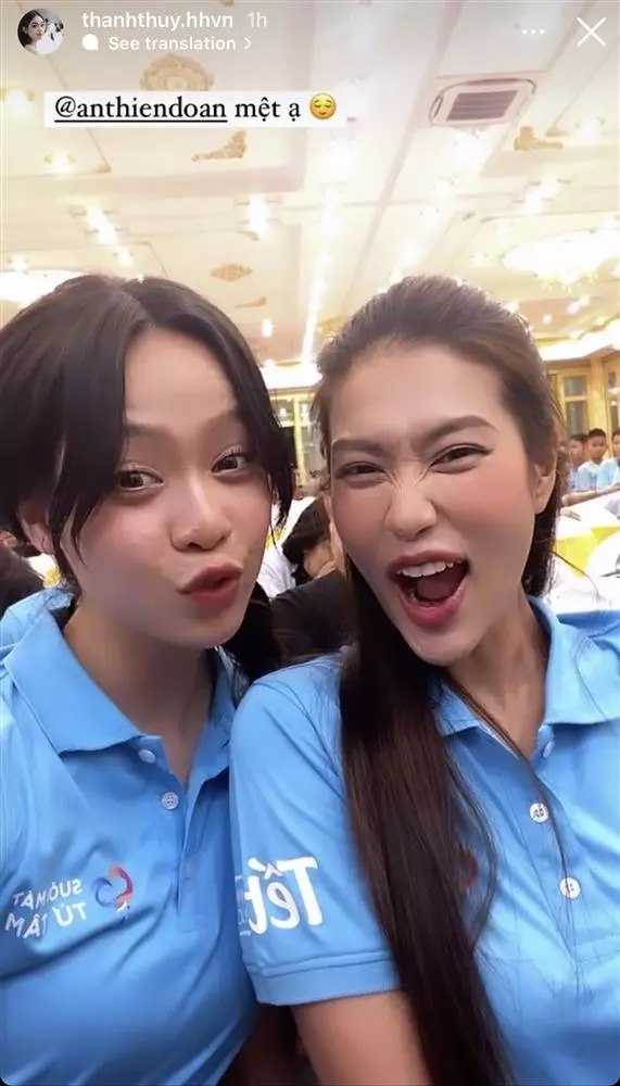Hoa hậu Việt Nam Thanh Thủy lộ gương mặt có khuyết điểm khi đọ sắc bên Đoàn Thiên Ân - Ảnh 2.