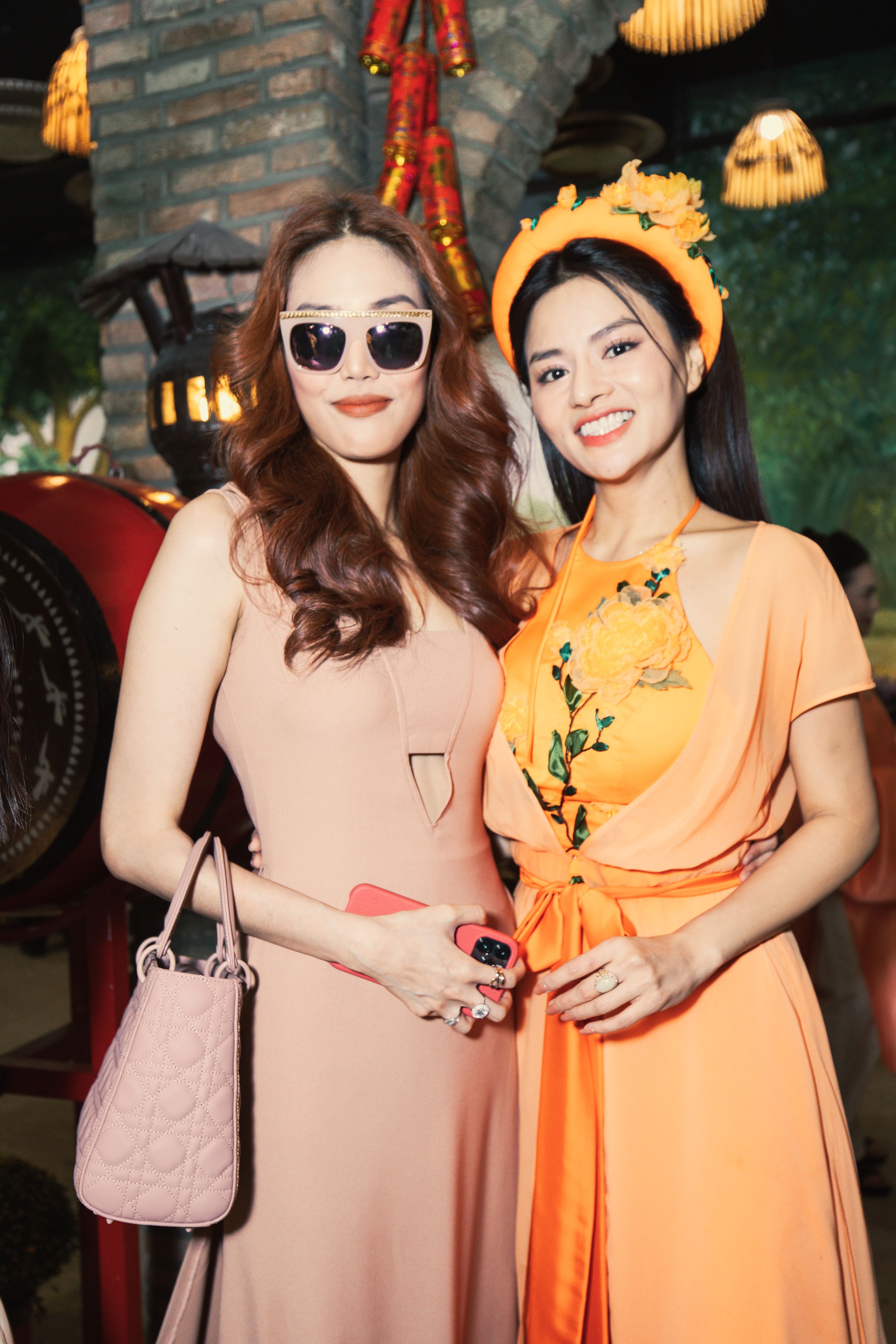 Soi nhan sắc Lan Khuê qua camera thường, thế nào mà khi đăng ảnh lại bị soi chỉnh sửa quá đà? - Ảnh 8. Soi nhan sắc Lan Khuê qua camera thường, thế nào mà khi đăng ảnh lại bị soi chỉnh sửa quá đà? - Ảnh 8.