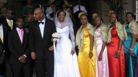 Đám cưới đặc biệt của 1.800 cặp đôi tại Nigeria - Ảnh 1.