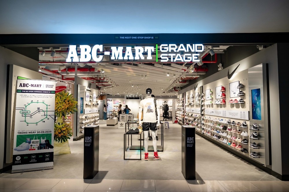 ABC-MART chính thức khai trương cửa hàng mới tại Saigon Centre - Ảnh 1.