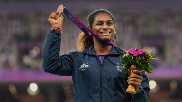 Giành vinh quang ở ASIAD, nữ VĐV Ấn Độ bị đồng hương tố là người chuyển giới, đồng thời đòi luôn huy chương - Ảnh 4.