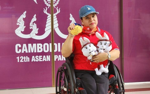 Tin nóng thể thao tối 24/10: Việt Nam giành HCB đầu tiên tại Asian Para Games 2023 - Ảnh 2.