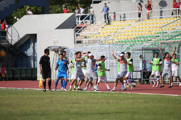 Thắng Australia 5-1, đội bóng Việt Nam đoạt vé tới giải châu Á, HLV đối thủ thua ‘tâm phục khẩu phục’ - Ảnh 3.