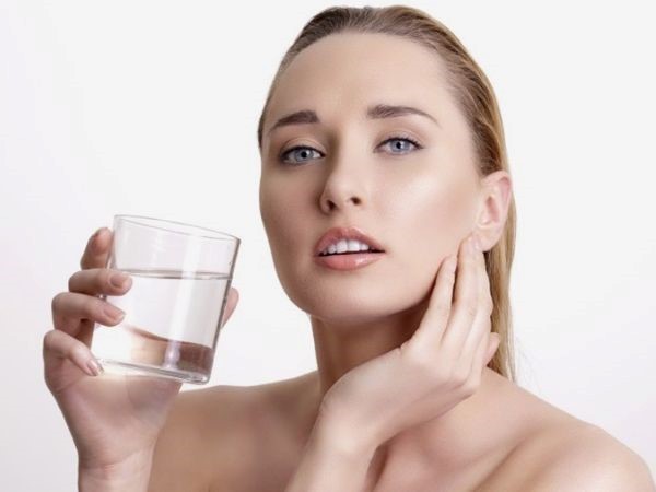 Mách nhỏ bạn 5 cách để mụn đầu đen tránh xa - Ảnh 2.