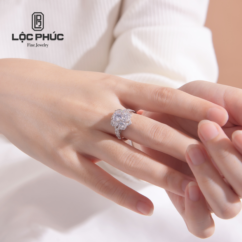 Black Friday 2023, Lộc Phúc ưu đãi 20% trang sức CZ từ 20.11 đến 26.11 - Ảnh 2.