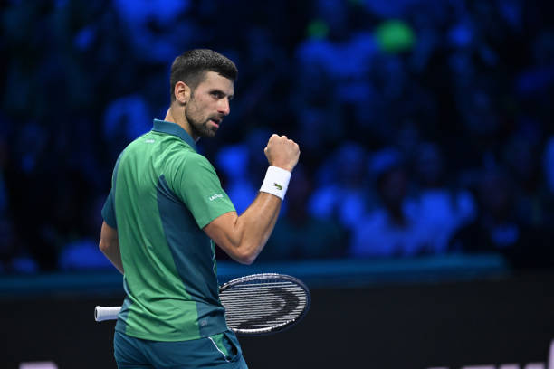 Djokovic thắng dễ Alcaraz, vào chung kết ATP Finals