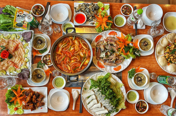 皇家大叻鱘魚火鍋 - 美味不可抗拒的 6 種鱘魚菜餚 - 照片 4。