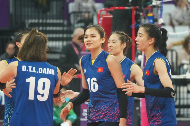 Không phải Kiều Trinh, cô gái dân tộc Thái là ngôi sao sáng nhất của ĐT bóng chuyền nữ Việt Nam sau 2 thất bại ở giải thế giới - Ảnh 2.
