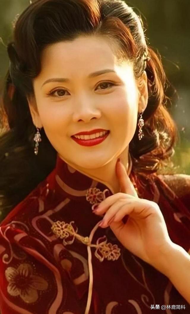 6 mỹ nhân Trung Quốc không phẫu thuật thẩm mỹ, ngoại hình đẹp gấp chục lần diễn viên đình đám - Ảnh 11.