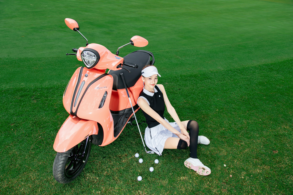 Thùy Tiên giải thích lí do các golfer nữ chuyển sang dùng xe máy trên sân golf - Ảnh 5.