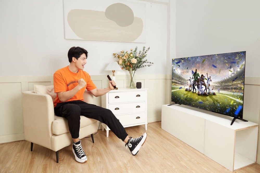Cùng bộ đôi MLee và Quốc Anh theo dõi bóng đá tại nhà qua Xiaomi TV A2 Series - Ảnh 4.