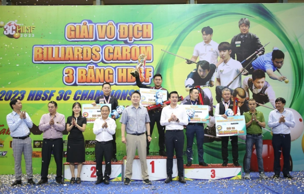 Vượt Quyết Chiến, Phương Vinh, nhà vô địch SEA Games nhận &quot;mưa&quot; giải thưởng  - Ảnh 3.