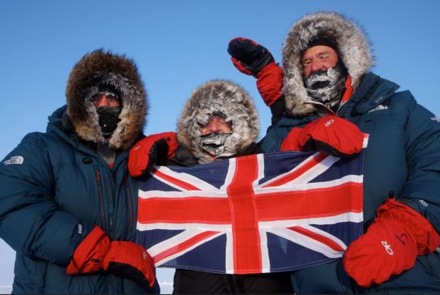 MU sống lại kỳ vọng với Sir Jim Ratcliffe, là tỷ phú tự thân tuổi 29, U70 vẫn thích phiêu lưu, đặt chân đến cả Bắc-Nam Cực - Ảnh 3.