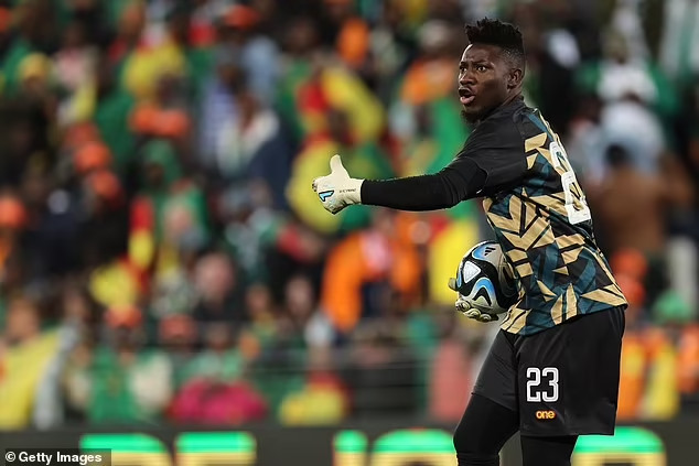 Onana sẽ rời MU để chơi cho đội tuyển Cameroon sau nhiều tháng tranh cãi - Ảnh 6.