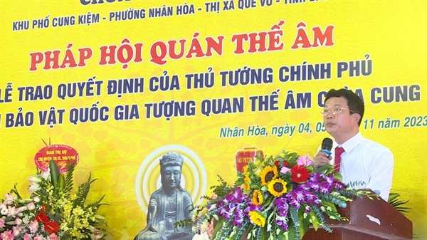 Bắc Ninh đón Bằng công nhận Bảo vật quốc gia tượng Quan Thế Âm - Ảnh 1.