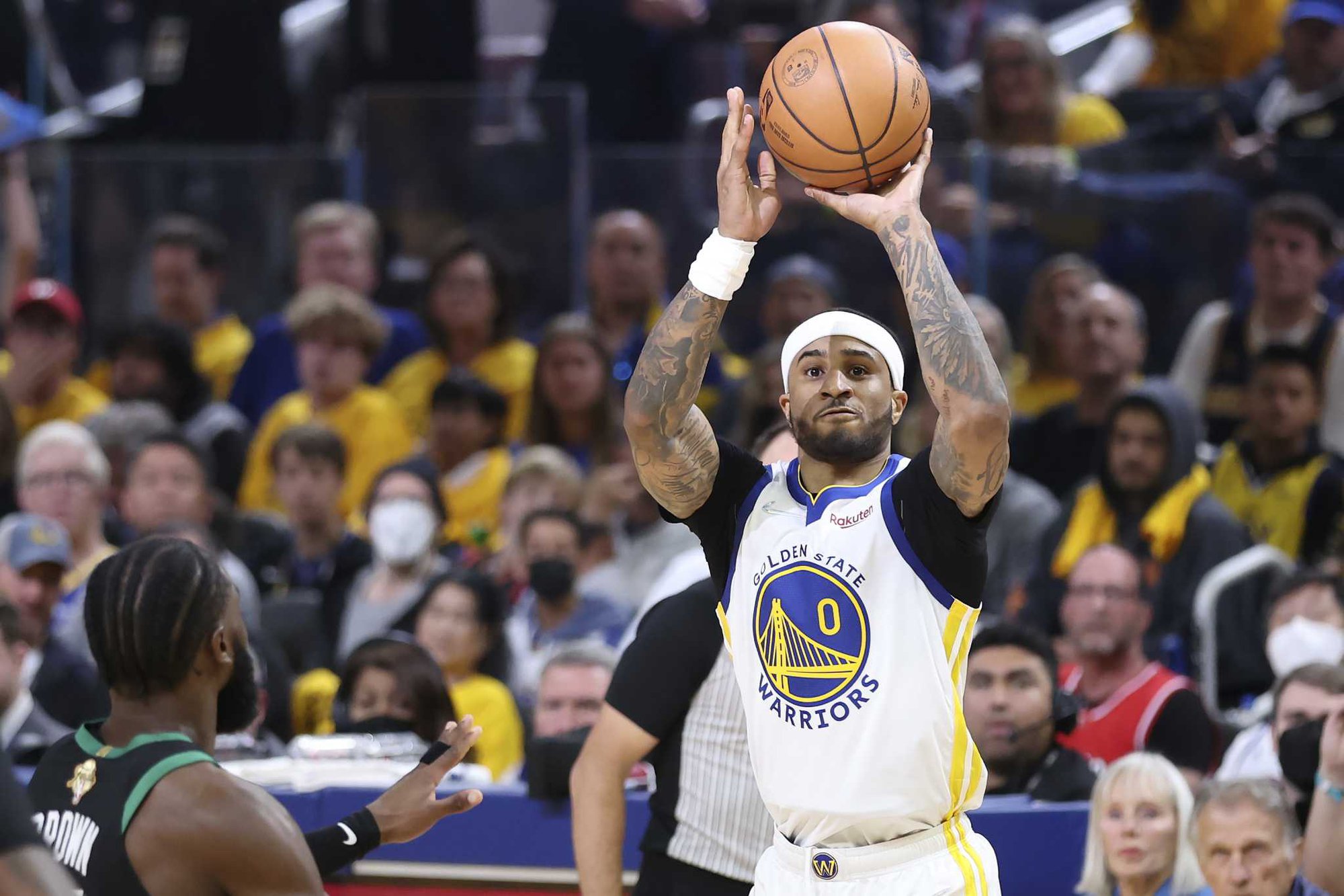 Golden State Warriors vẫn chào đón Gary Payton II dù bị lừa dối