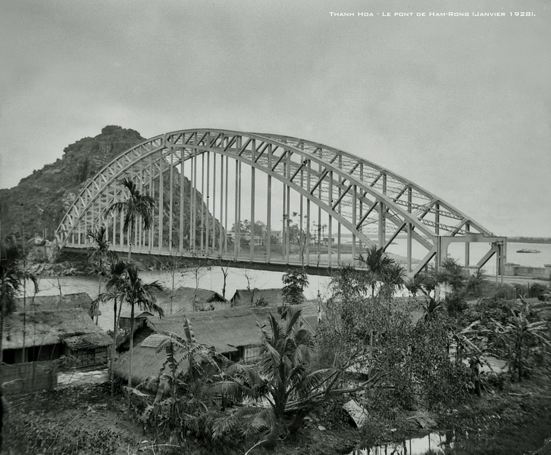 Ảnh = Ký ức = Lịch sử (kỳ 60): Có một cầu Hàm Rồng trong các ảnh cũ