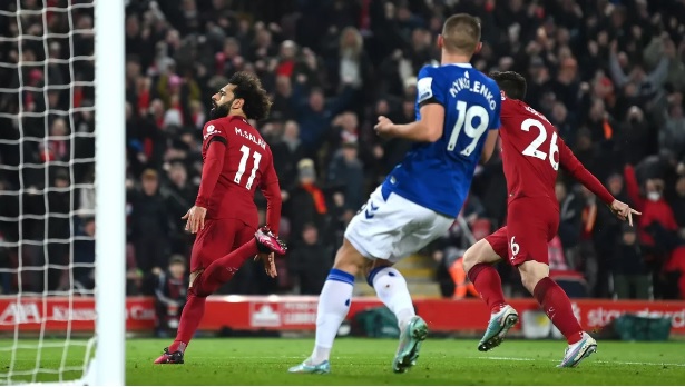 Video bàn thắng Liverpool 2-0 Everton: The Kop tìm lại niềm vui chiến thắng - Ảnh 4.