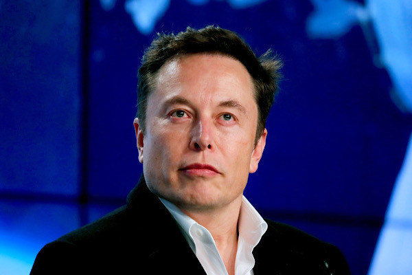 Tỷ phú Elon Musk sẽ mua lại MU?