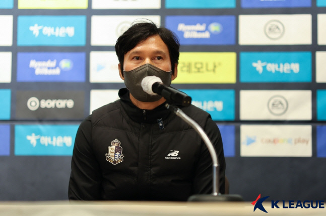 Cựu HLV Hà Nội FC: 'Nhờ HLV Park Hang-seo, Văn Toàn thích nghi tốt' - Ảnh 2.