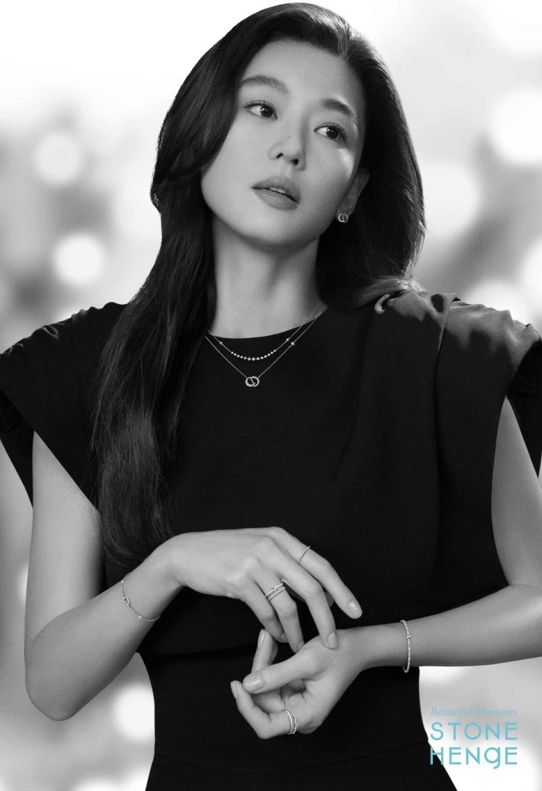 Nhan sắc “mợ chảnh” Jeon Ji Hyun ở tuổi 42: Liệu có còn đẹp lộng lẫy như thời đỉnh cao? - Ảnh 2.