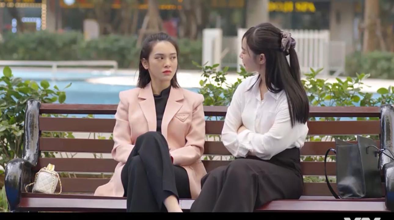 Bóc mác tận nơi những mẫu blazer cực tôn dáng mà Quỳnh Lương diện trong phim - Ảnh 10.
