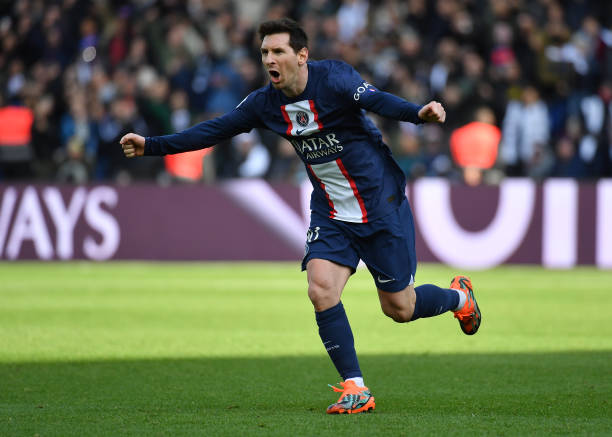 Messi ghi bàn quyết định chiến thắng 4-3 cho PSG trước Lille ở giải VĐQG Pháp