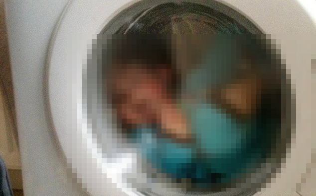 Cứu sống bé trai 1 tuổi rưỡi nguy kịch vì rơi vào máy giặt đầy nước xà phòng: Bố mẹ xin đừng rời mắt khỏi con dù chỉ một phút! - Ảnh 3.