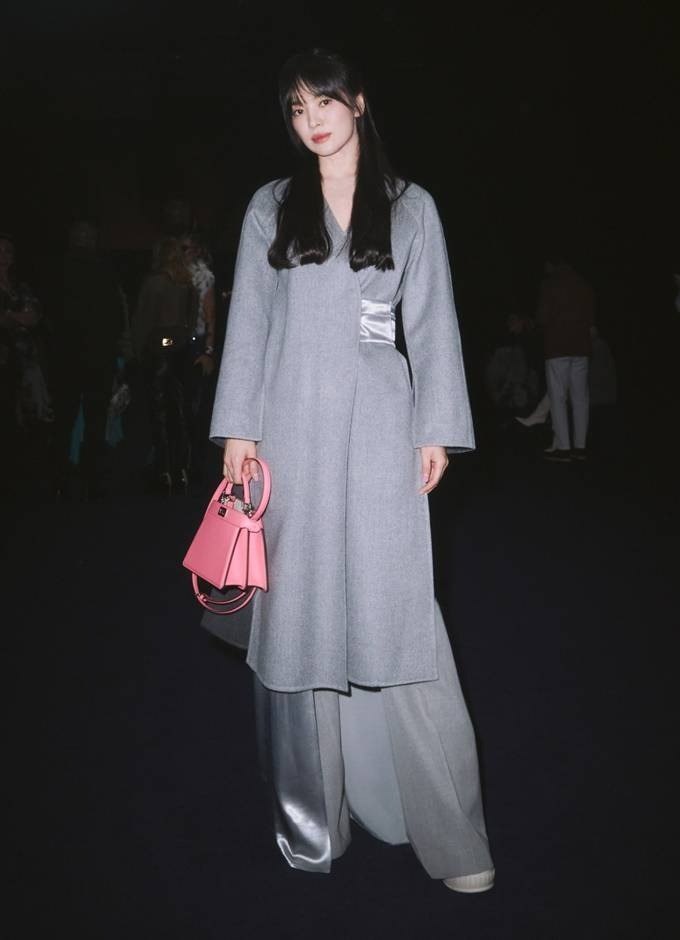 Ảnh Song Hye Kyo tại Milan Fashion Week bị chỉnh sửa quá đà, nhan sắc thật không đẹp tựa tiên tử? - Ảnh 8.