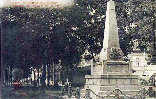 Ảnh = Ký ức = Lịch sử (kỳ 61): Những tượng đài đầu tiên ở Hà Nội - Ảnh 1.