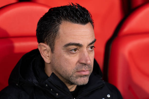Xavi đòi hỏi lãnh đạo Barca mua sắm thêm