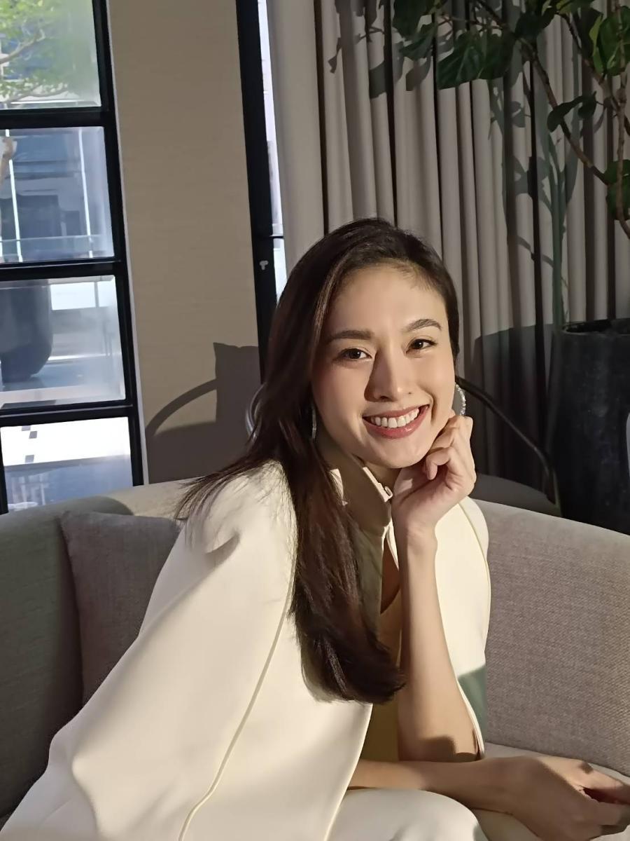 &quot;Hoa hậu chuyển giới đẹp nhất Thái Lan&quot; Nong Poy: Từng được cảnh báo có thể không sống quá 40, vướng nghi vấn với Cổ Liên Lạc và cái kết viên mãn - Ảnh 6.