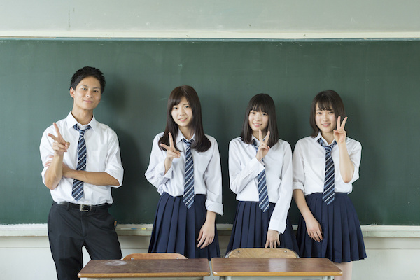 Những nguyên tắc giáo dục kỳ lạ ở Nhật Bản: Bắt học sinh nữ mặc đồ lót đồng màu, không được buộc tóc đuôi ngựa... - Ảnh 5.