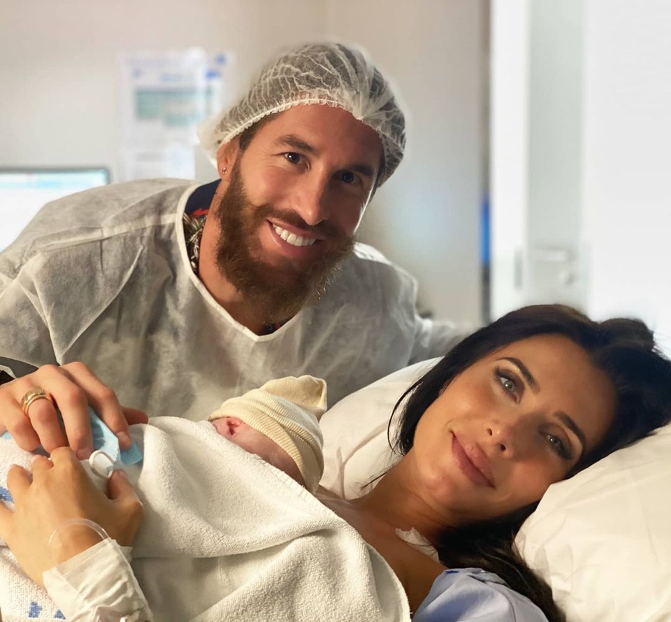 'Gã đồ tể' Sergio Ramos và mối tình 1 thập kỷ với nữ MC hơn 8 tuổi - Ảnh 2.