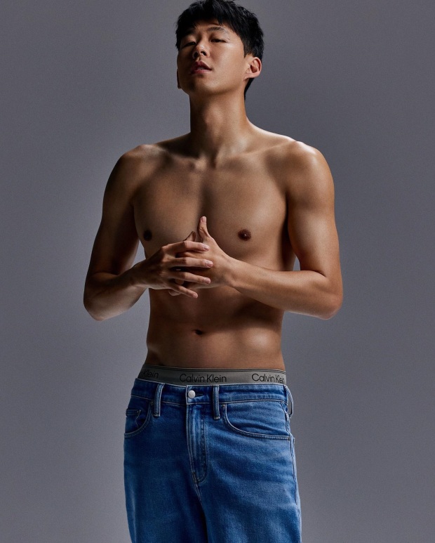 Son Heung Min khoe body nóng bỏng với đồ lót, đồng đội vào vạch trần: 'Photoshop thôi' - Ảnh 6.
