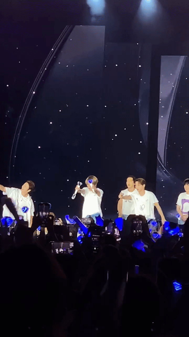 Super Junior hào hứng nhảy See Tình đến tận 2 lần trong đêm concert, fan Việt quá được chiều rồi! - Ảnh 3.