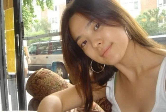 Song Hye Kyo lộ ảnh độ sắc hội bạn minh tinh 20 năm trước: Có thua xa Lee Hyori và nữ thần đẹp nhất Kpop Sung Yuri? - Ảnh 5.