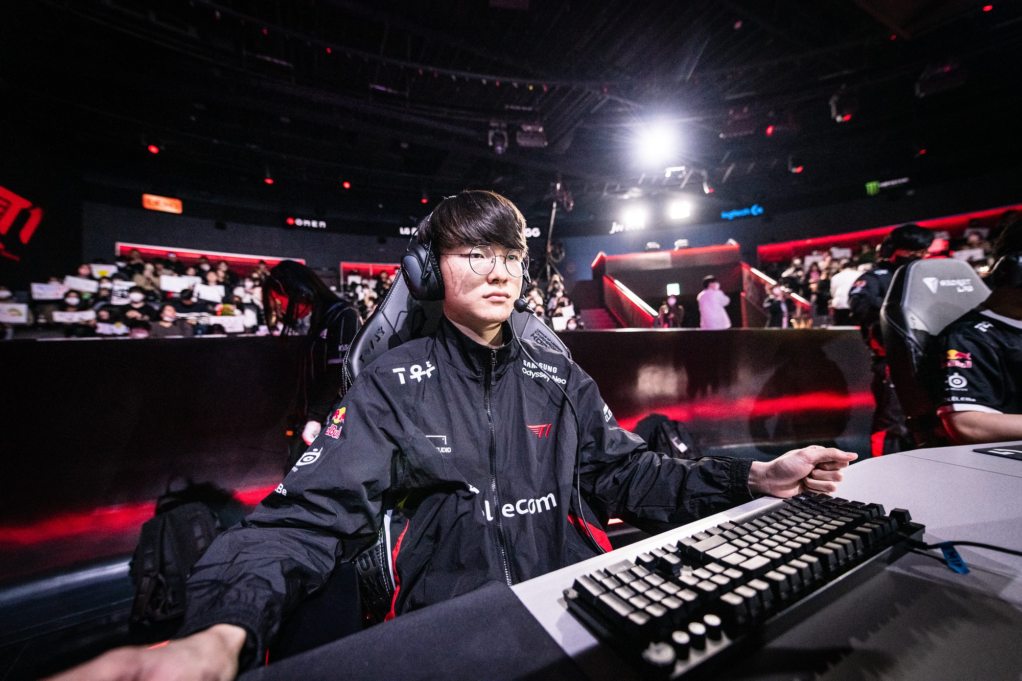 Faker giờ đã lùi xuống nhưng vẫn thể hiện giá trị - nguồn: LoL Esports