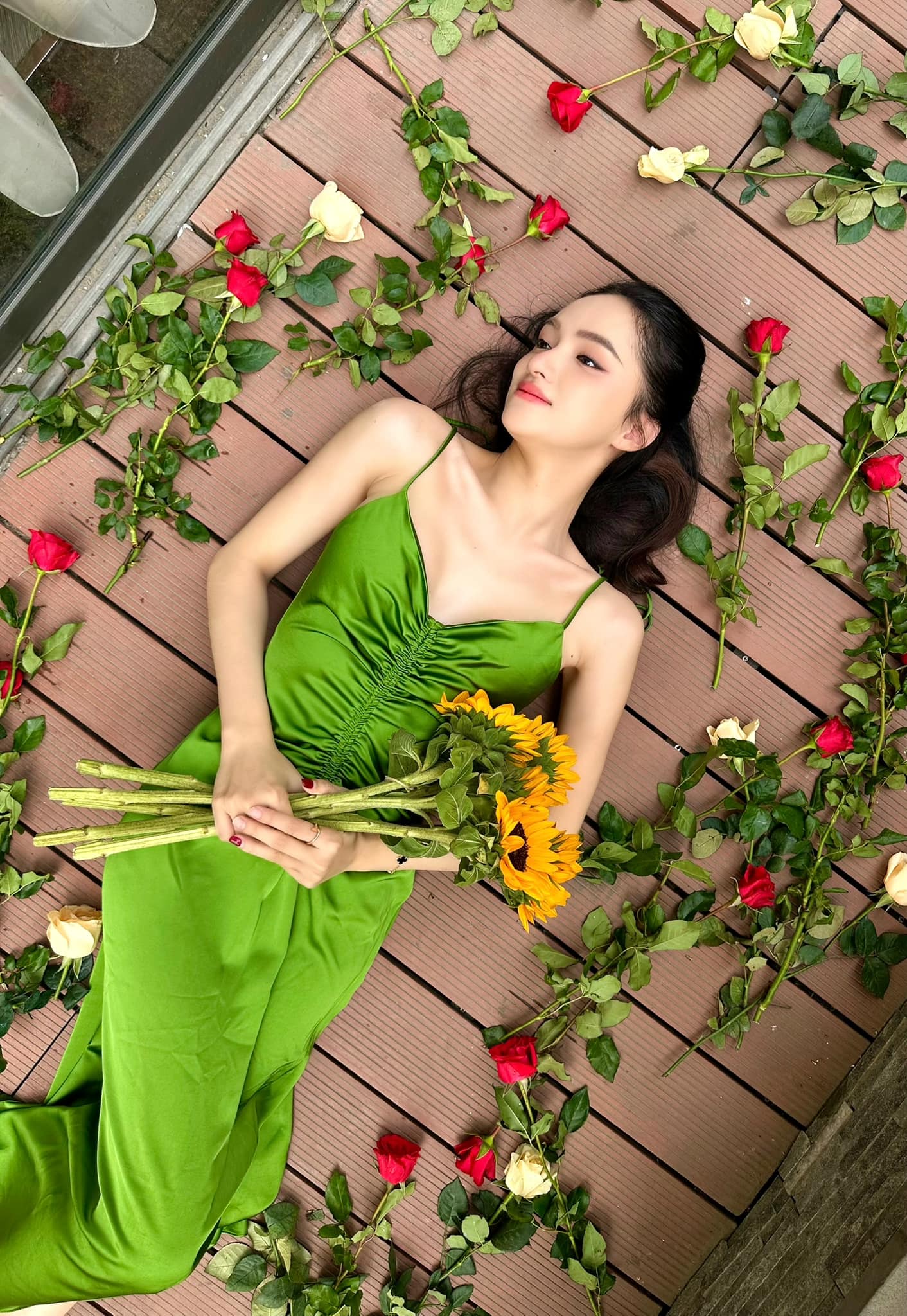 Thành viên thứ 10 của SNSD tự cosplay pa pa pa sau 10 năm: Xinh thế này thì muốn thềm nhà có bao nhiêu hoa chẳng được! - Ảnh 4.