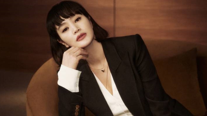 Kim Hye Soo nghĩ đến việc giải nghệ: 'Thật cô đơn và khó khăn'