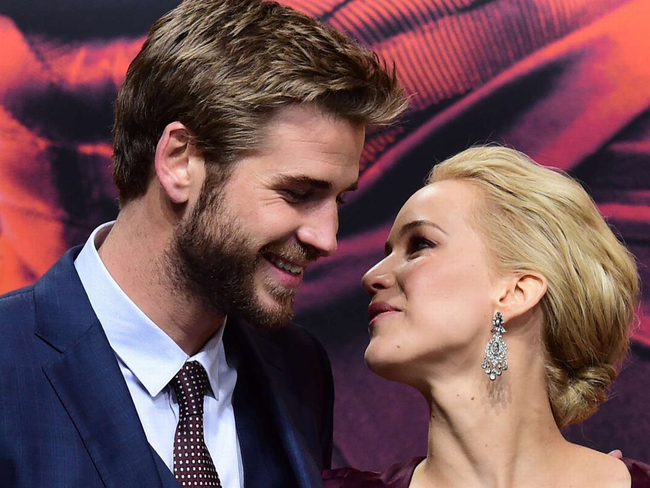 Cao tay như Miley Cyrus: Kháy cả nhà chồng cũ Liam Hemsworth lẫn tiểu tam tin đồn Jennifer Lawrence bằng 1 chiêu duy nhất - Ảnh 8.