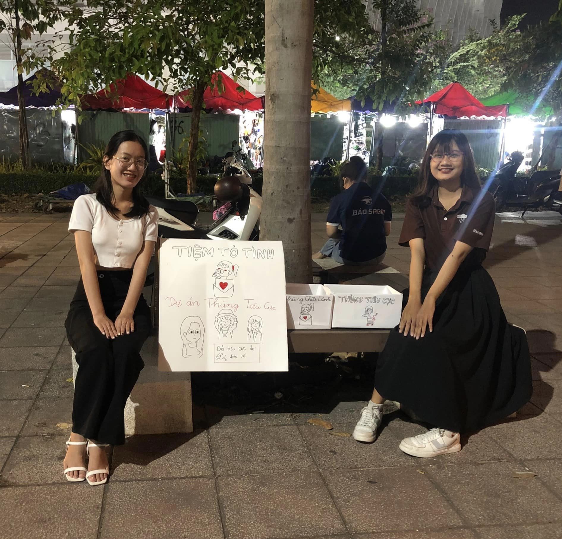 Nhập viện cấp cứu sau vụ tai nạn, cô gái xúc động khi được người lạ dúi vào tay xấp tiền và câu chuyện về hành trình 