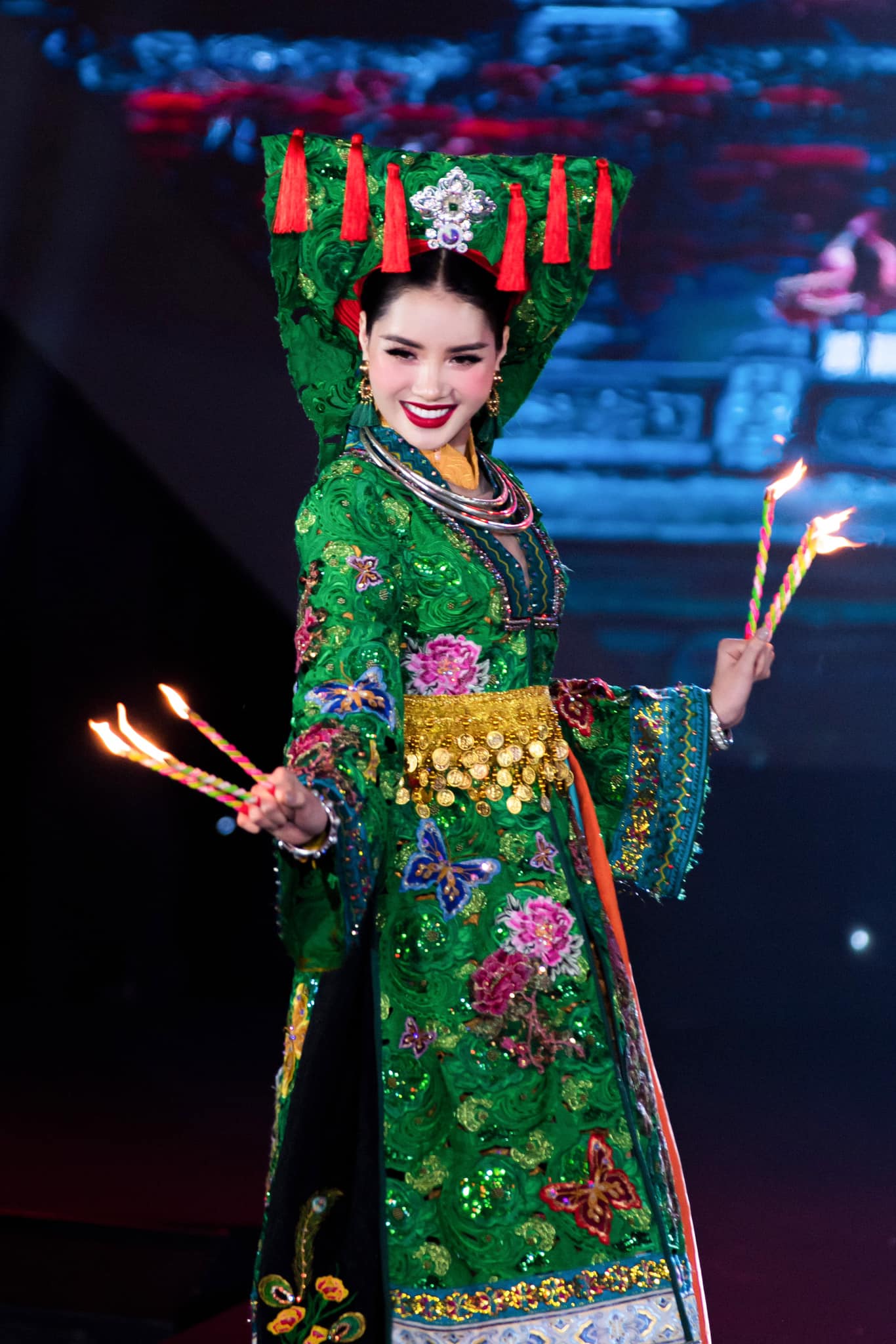 Lộ diện ứng viên sáng giá nhất của Miss International Queen Vietnam 2023: Trò cưng của Khánh Vân, đối đáp &quot;cực gắt&quot; trong phần thi ứng xử với giám khảo - Ảnh 6.