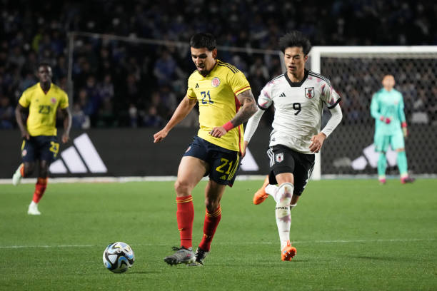Nhật Bản (áo trắng) thua ngược Colombia 1-2 ở Kirin Cup
