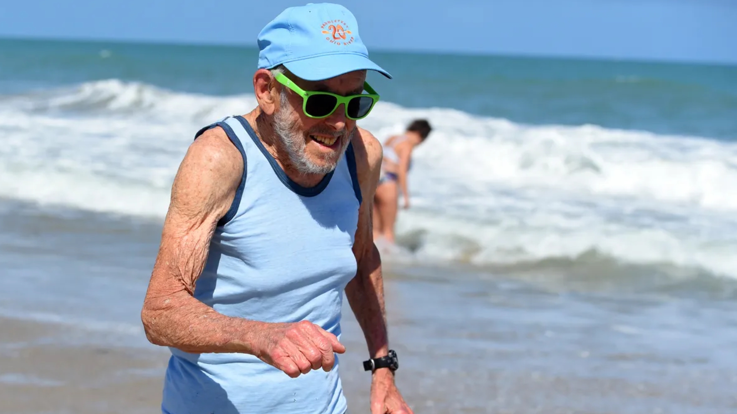 Cụ ông 100 tuổi từng mắc ung thư vẫn chạy Marathon, giữ 4 kỉ lục thế giới: Chìa khóa chính là điều cực đơn giản, ai cũng có thể tự quyết định - Ảnh 4.
