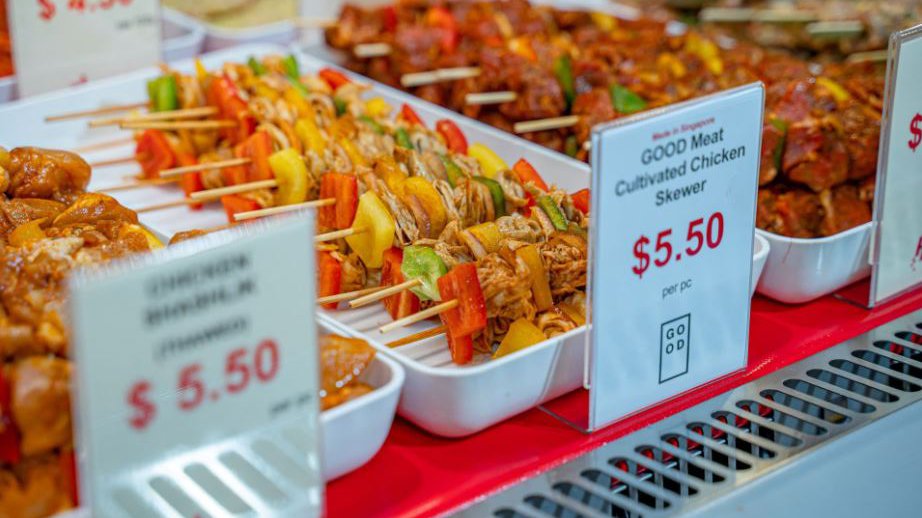 Loại thịt đặc biệt duy nhất 1 nhà hàng ở Singapore bán trên thị trường: Đắt đỏ, chỉ cung cấp 1 ngày trong tuần