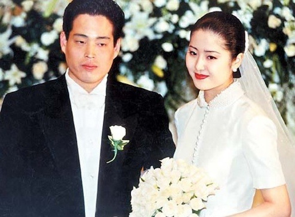 Cuộc sống “làm dâu hào môn” của 2 mỹ nhân hàng đầu Kbiz: Jun Ji Hyun sống như bà hoàng, Go Hyun Jung lấy lại hào quang sau khi thoát khỏi hôn nhân địa ngục - Ảnh 5.